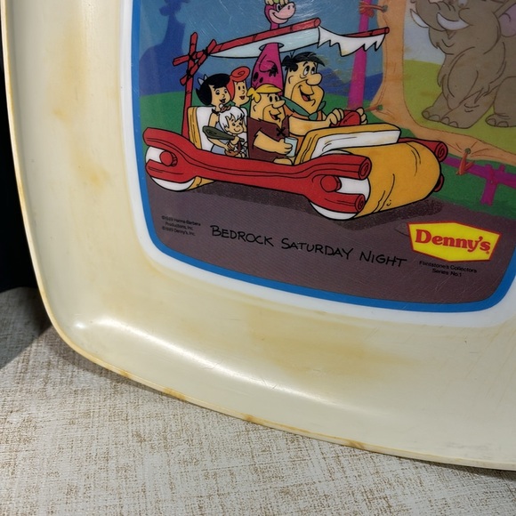 Vintage Denny's Flintstones Collectors Plates (Set of 2) - Picture 6 of 11